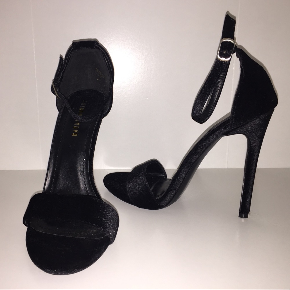 All black heels
